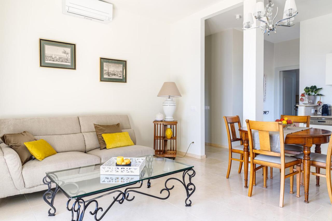 וילפראנש-סור-מר Sea View Apartment Between Nice And Monaco - 1 מראה חיצוני תמונה