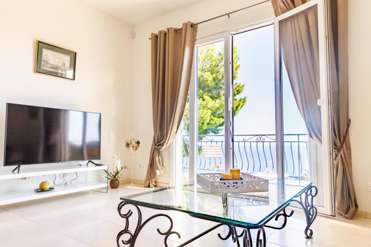 וילפראנש-סור-מר Sea View Apartment Between Nice And Monaco - 1 מראה חיצוני תמונה